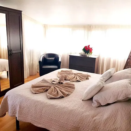 2 Bedrooms House With Sea View Shared Pool And Furnished Terrace At Corralejo * La Oliva