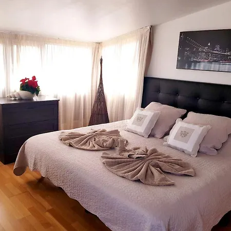 2 Bedrooms House With Sea View Shared Pool And Furnished Terrace At Corralejo La Oliva