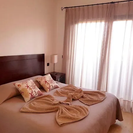 Сasa de vacaciones 2 Bedrooms House With Sea View Shared Pool And Furnished Terrace At Corralejo *